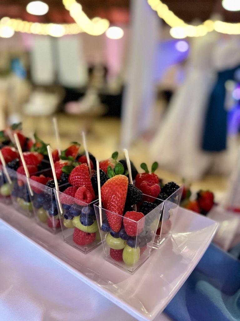 Individual fruit cups by Arista
